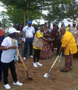 Read more about the article CHAL AND PARTNERS BREAK GROUNDS FOR A MODERN MEDICAL OXYGEN REFILLING PLANT IN MALEKE, BONG COUNTY